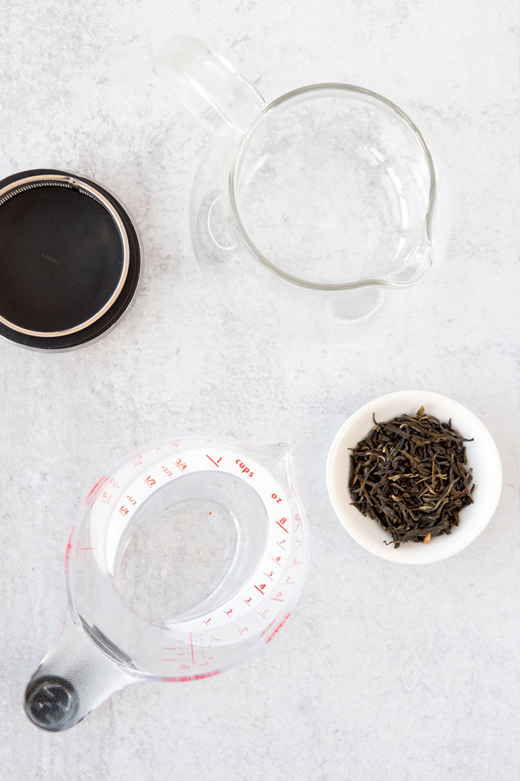 Jasmine tea ingredients.